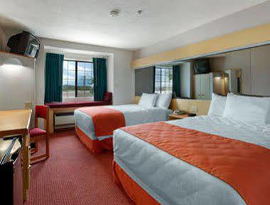 Motel Microtel & By Wyndham - Pet Friendly 2*