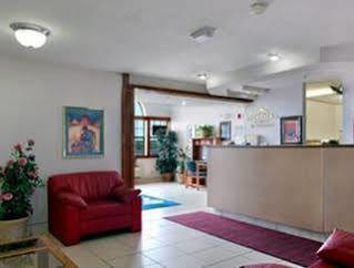 Microtel & By Wyndham - Pet Friendly Motel